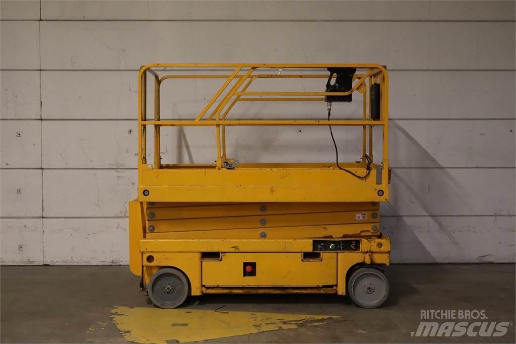 Haulotte Compact 10 Makazaste platforme