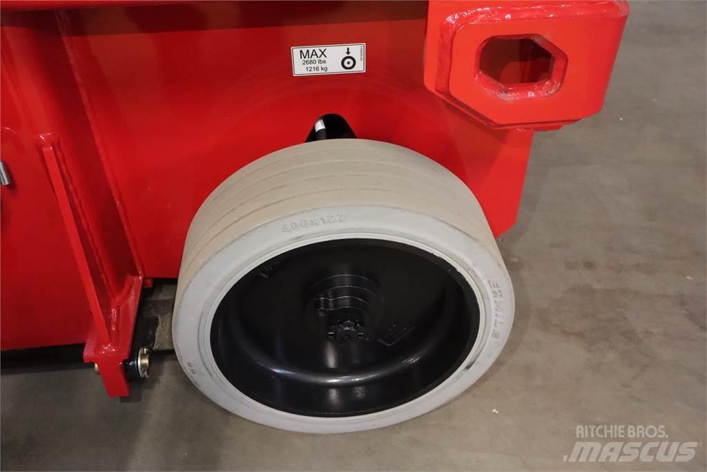 JLG R4045 Makazaste platforme