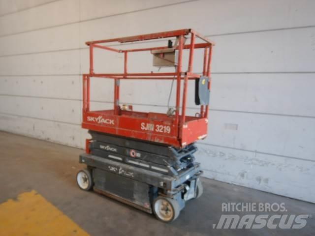 SkyJack SJ3219 Makazaste platforme
