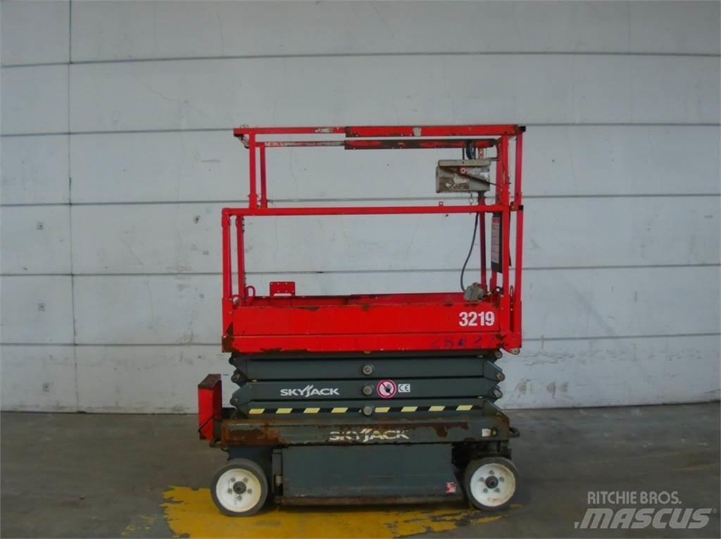 SkyJack SJ3219 Makazaste platforme