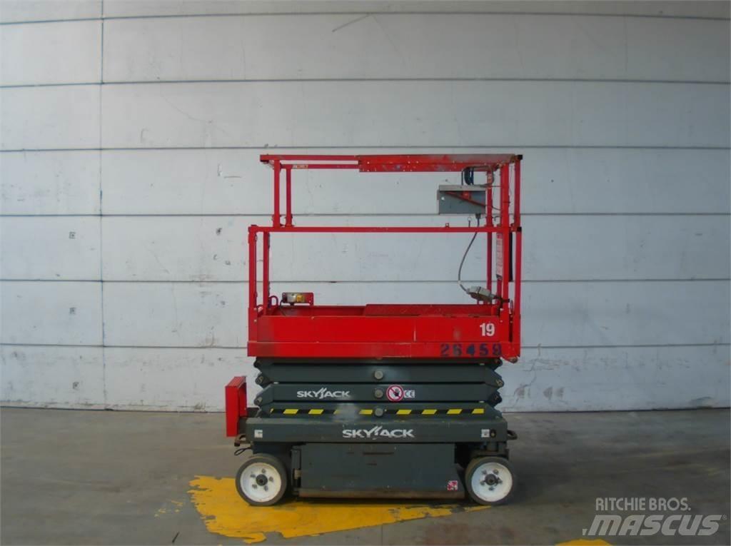 SkyJack SJ3219 Makazaste platforme