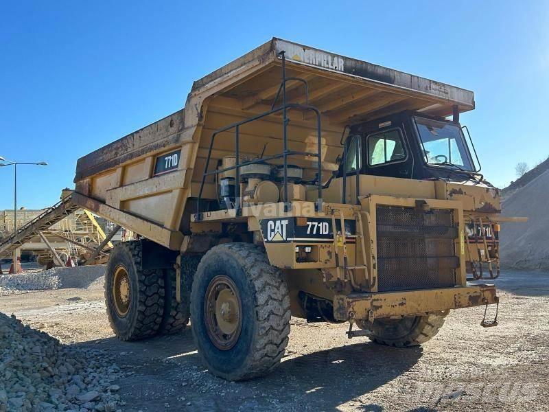 CAT 771D Kruti damperi
