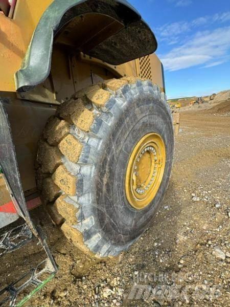CAT 980M Utovarivači na točkove
