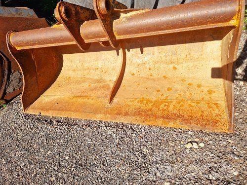 JCB 3CX Kašike / Korpe