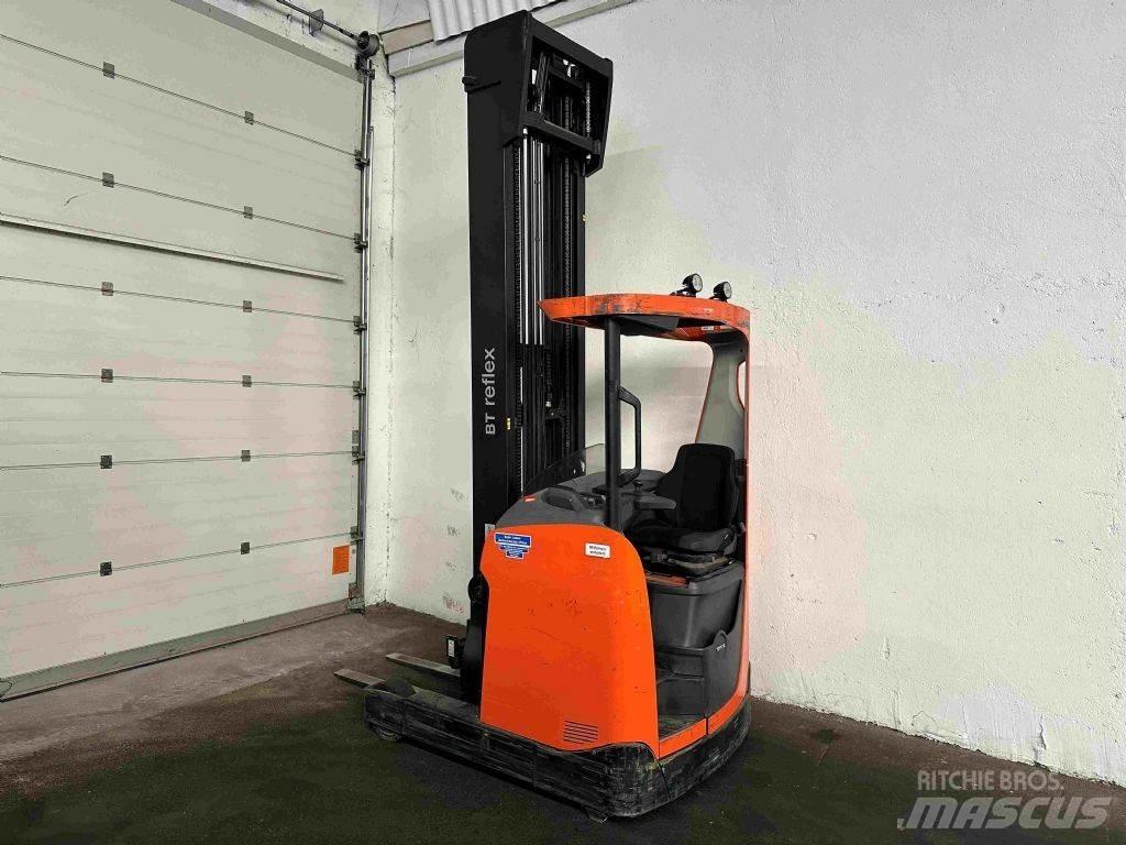 BT RRE 140 - TRIPLEX 9 m Viljuškari sa pomičnim stupom