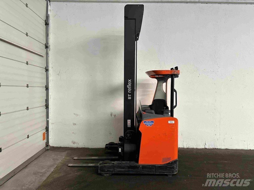 BT RRE 140 - TRIPLEX 9 m Viljuškari sa pomičnim stupom