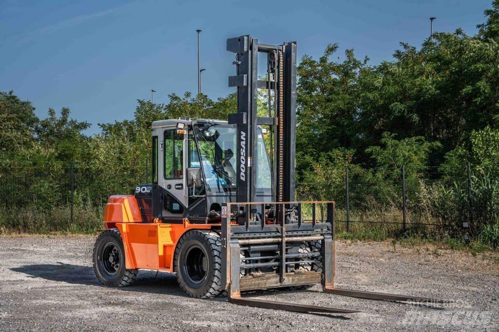 Doosan D 90-S-7 Dizelski viljuškari