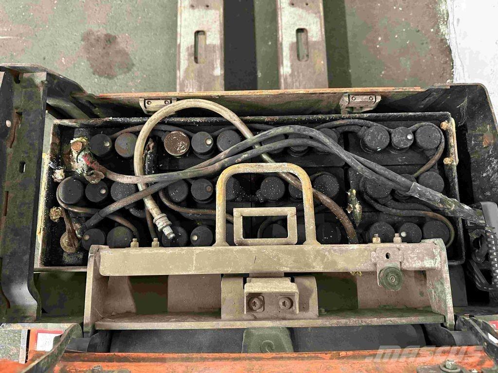 Toyota LPE 200 Nisko podizni električni viljuškar