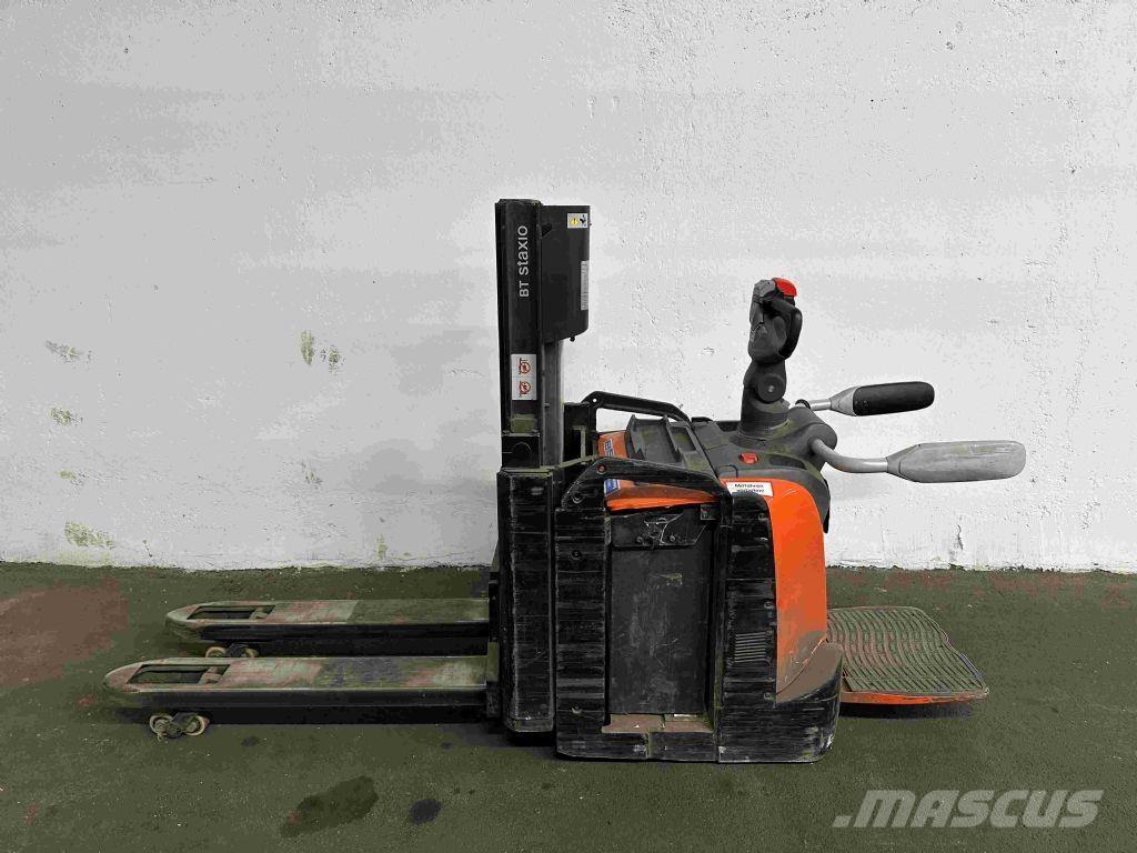 Toyota SPE 200 D Ručni električni viljuškar