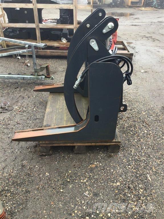  - - - IT-2 Harversteri