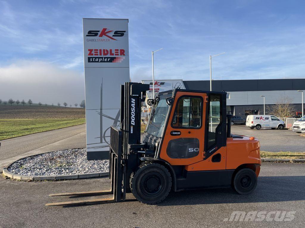 Doosan D50C-5 Dizelski viljuškari