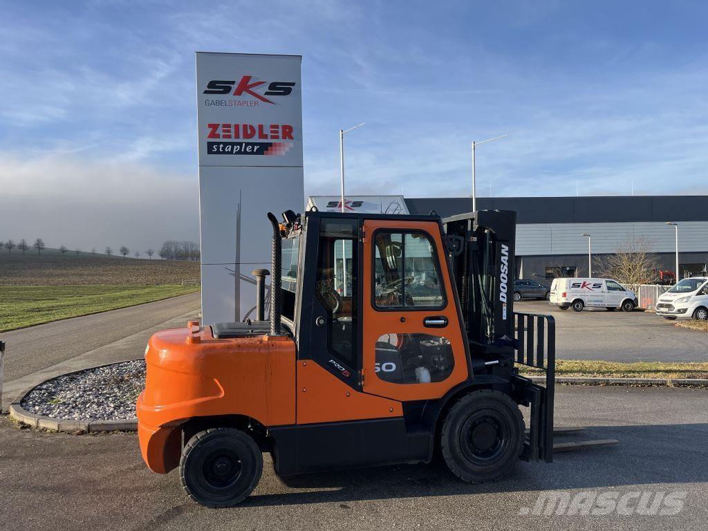 Doosan D50C-5 Dizelski viljuškari