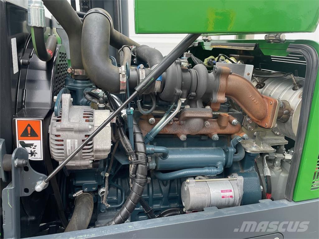 Combilift C4000 Bočni viljuškari