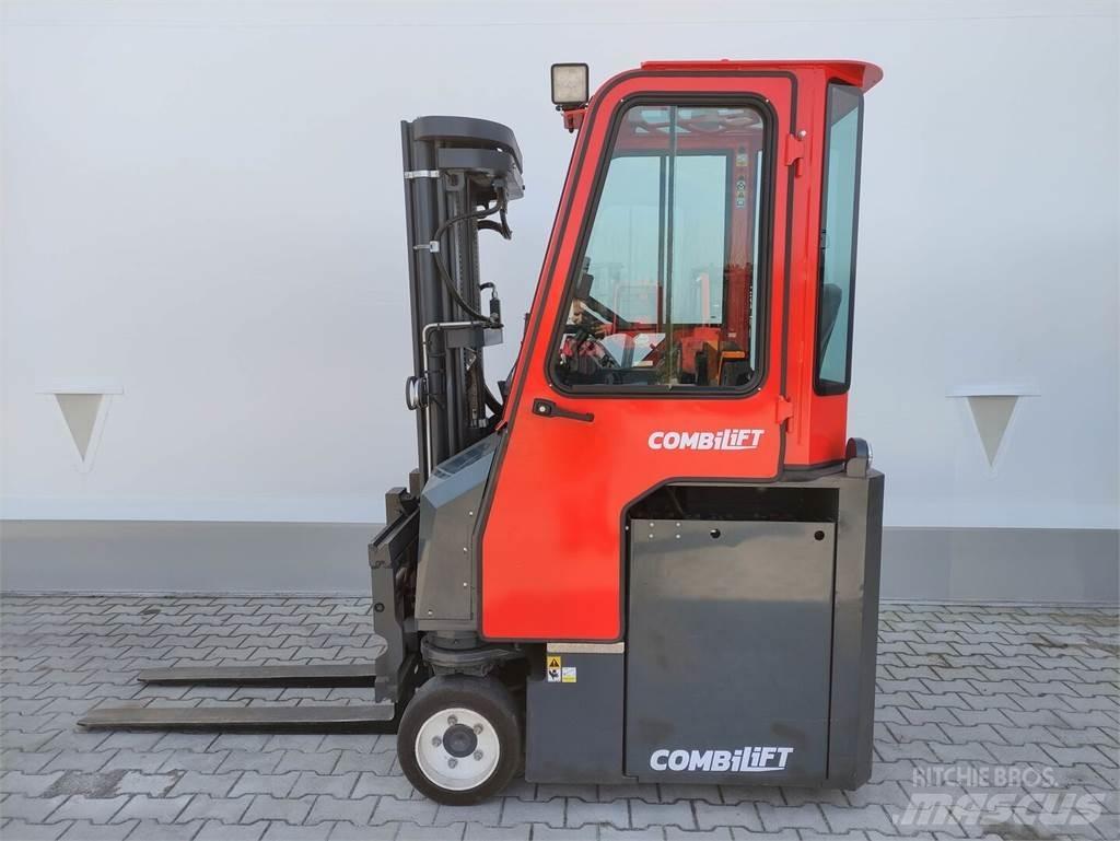 Combilift CBE3000 Dizelski viljuškari