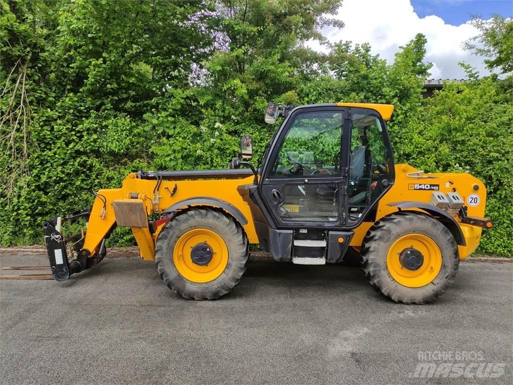 JCB 540V140 Hi Viz Teleskopski viljuškari