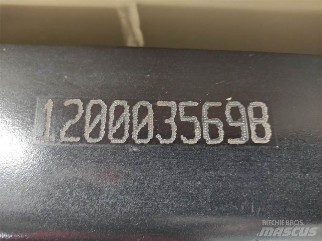 JLG R3246 Makazaste platforme