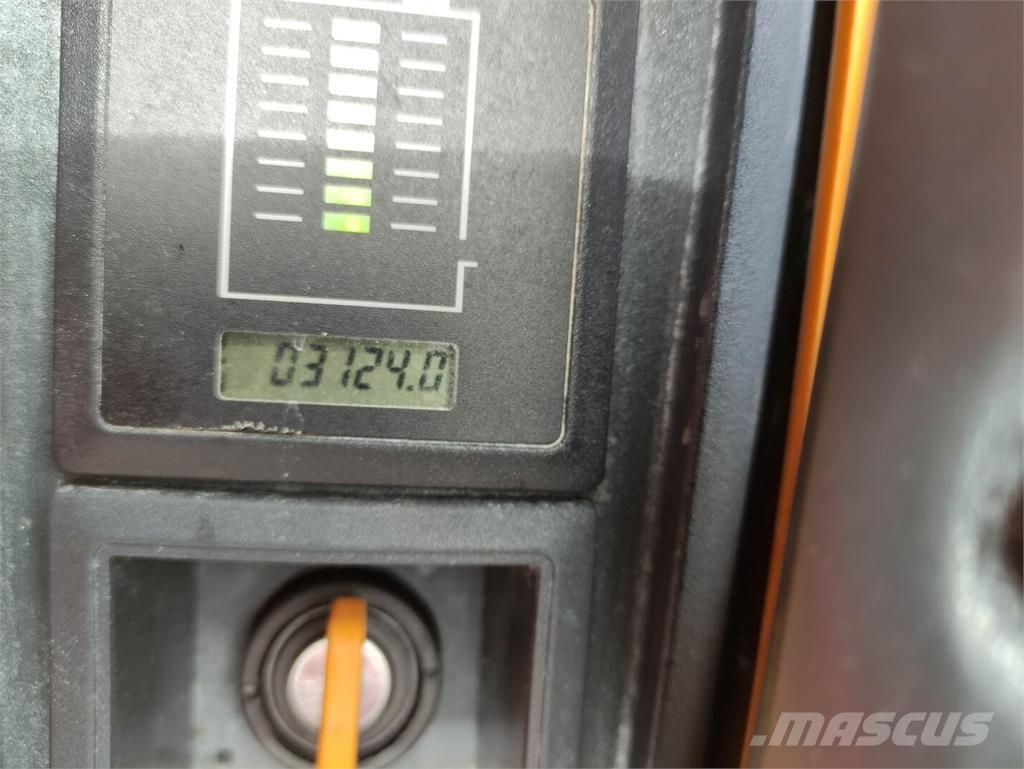 Jungheinrich EJE 120 Nisko podizni električni viljuškar