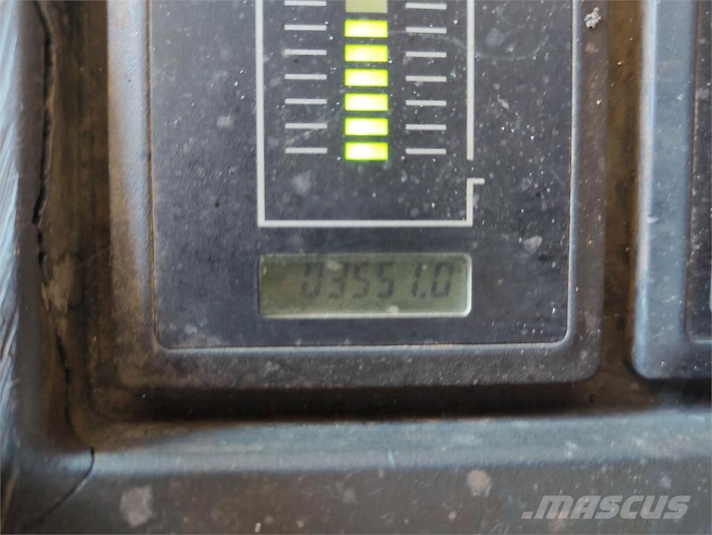 Jungheinrich ERE 120 Nisko podizni električni viljuškar