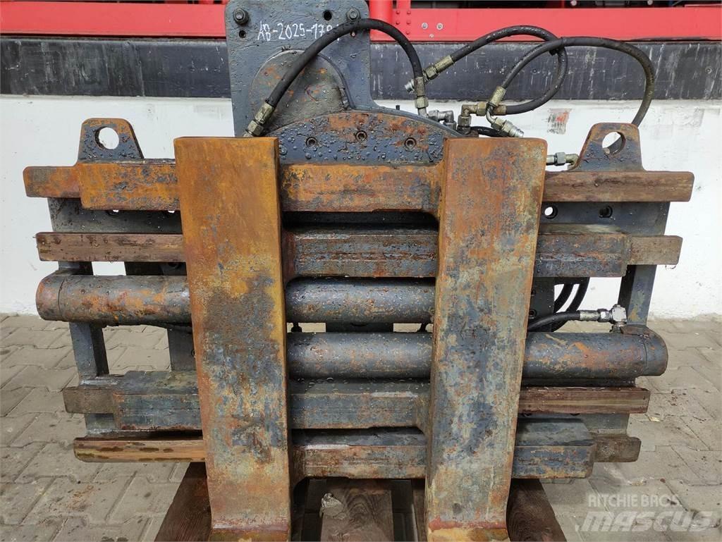 Kaup 3T451 Pritege za bale