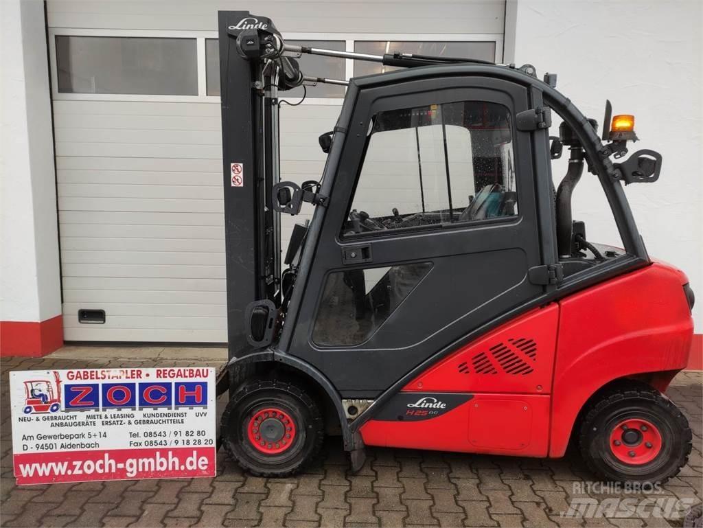 Linde H25D-02-392 EVO Dizelski viljuškari