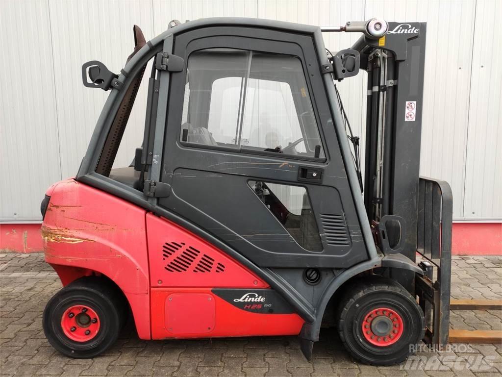 Linde H25D-02-392/EVO Dizelski viljuškari