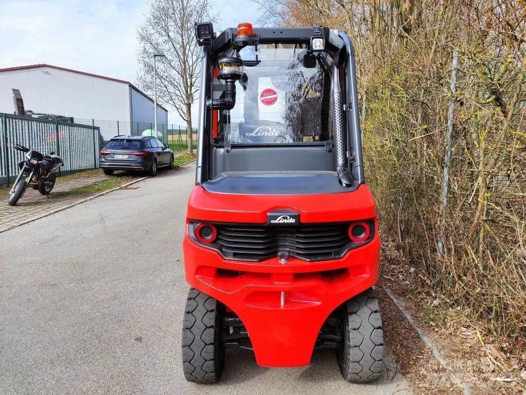 Linde H30D-01-1202 Dizelski viljuškari