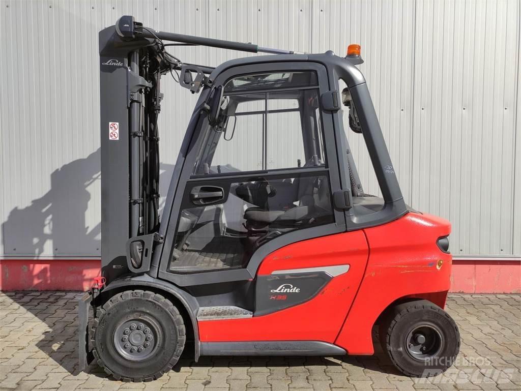 Linde H35-01-120 Dizelski viljuškari