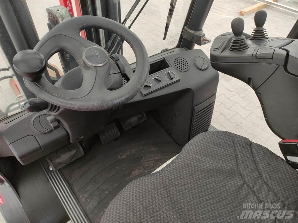 Linde H35D-02-393 EVO Dizelski viljuškari