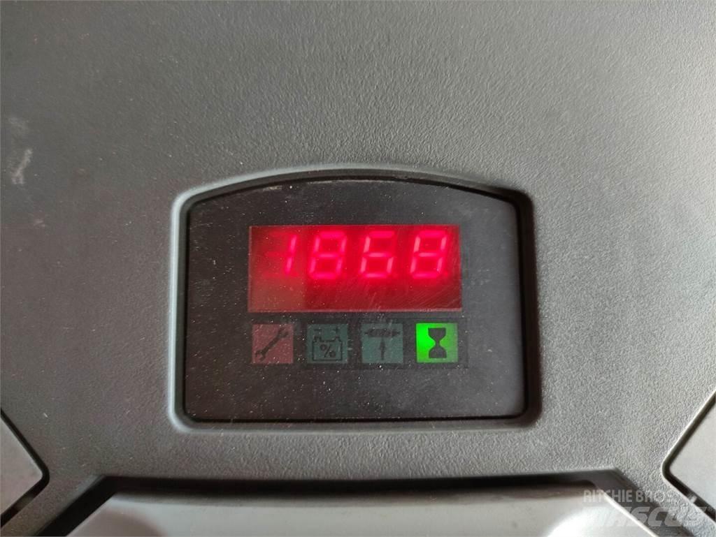 Toyota 7SM12 Ručni električni viljuškar