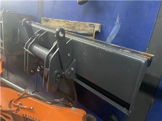 Doosan DX140W dozerblade