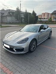 Porsche Panamera GTS