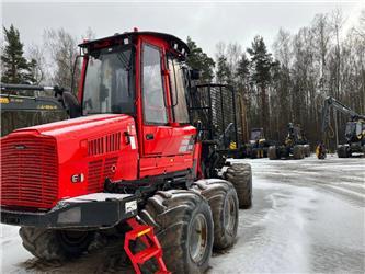 Komatsu 835