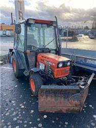 Kubota B 8200 HST