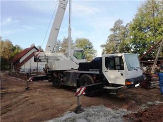 Liebherr 1030/2