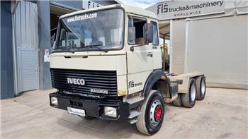 Iveco 256 M 26 6x4 chassis
