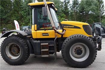 JCB 3220 Plus