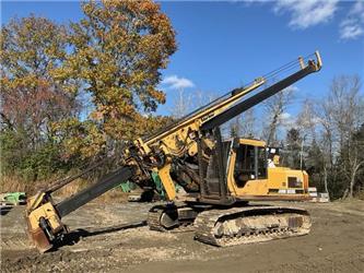 John Deere 690 ELC