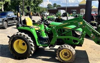 John Deere 3025E