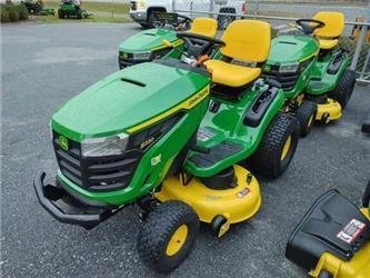 John Deere S220 - 42