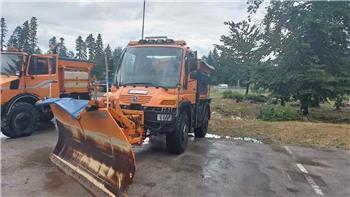 Mercedes-Benz Unimog U400