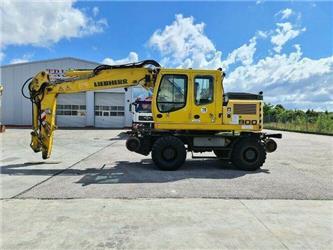 Liebherr A900ZW