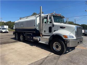 Peterbilt 348