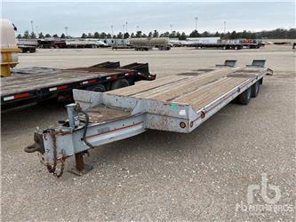 Interstate 28 ft T/A