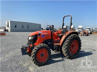 Kubota M5660