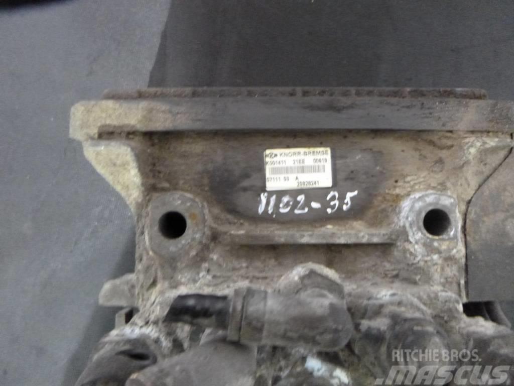 Volvo FH13 Stove radiator 1772726 Kargo motori
