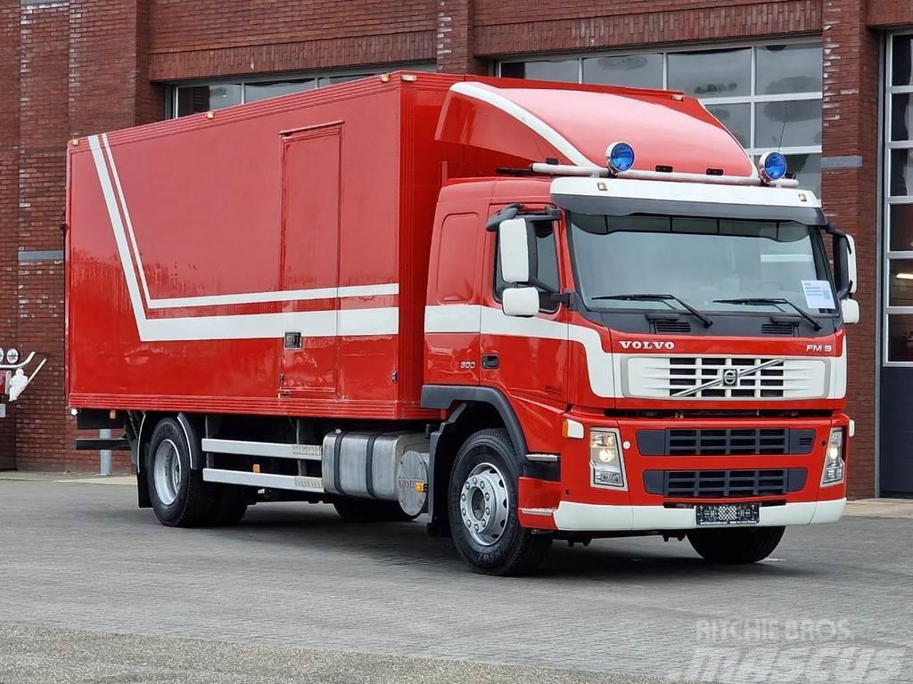 Volvo FM 300 4x2 Box - Original low KM 260Tkm - Loadlift Sanduk kamioni