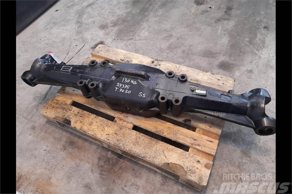 New Holland T7050 Front axle house Menjač