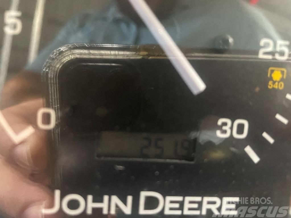John Deere 110 Rovokopači