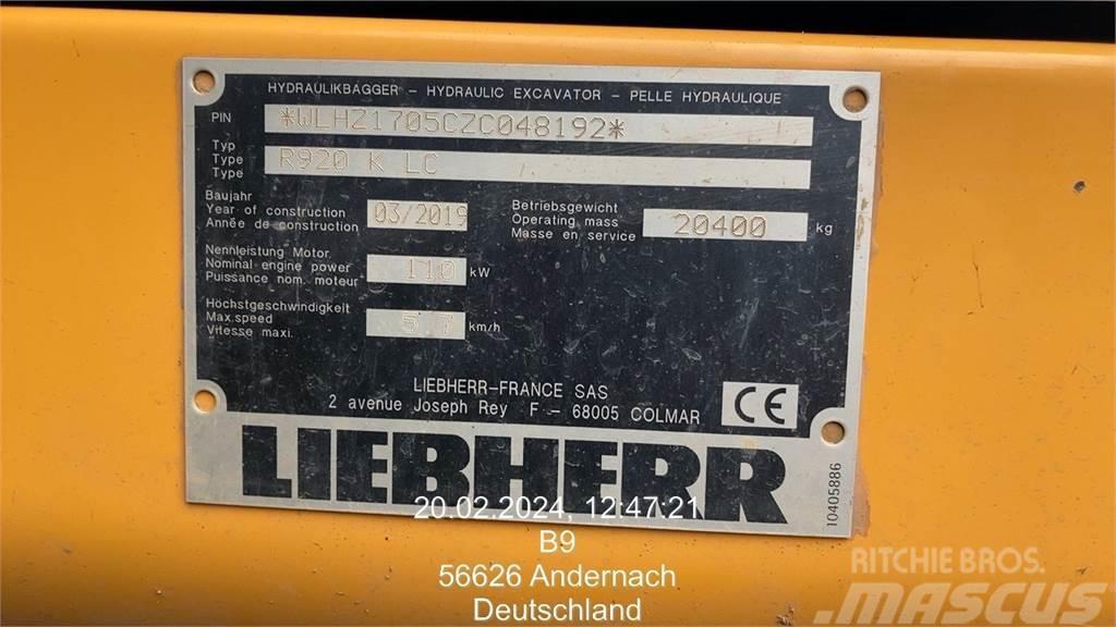 Liebherr R920 Compact Crawler excavators