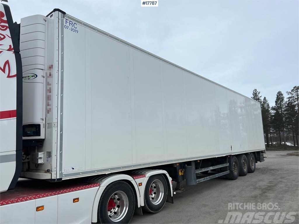 Schmitz Cargobull cool/freezer trailer w/ new major service on unit Ostale poluprikolice
